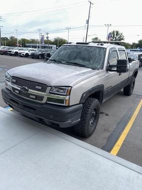 2004 Chevrolet Silverado 2500 LT H/D Crew Cab