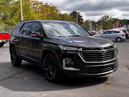 2024 Chevrolet Traverse Limited Premier