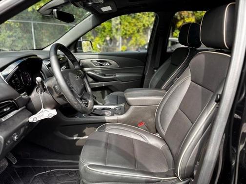 2024 Chevrolet Traverse Limited Premier
