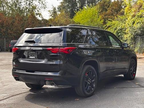 2024 Chevrolet Traverse Limited Premier