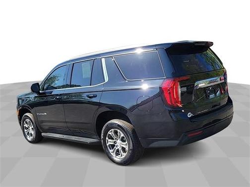 2023 GMC Yukon SLE