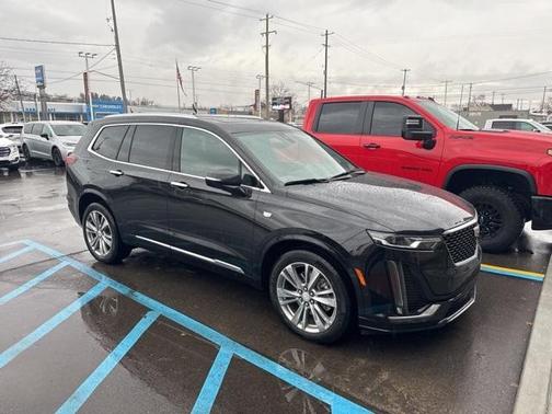 2023 Cadillac XT6 Premium Luxury AWD