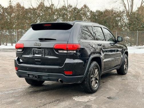 2016 Jeep Grand Cherokee Laredo