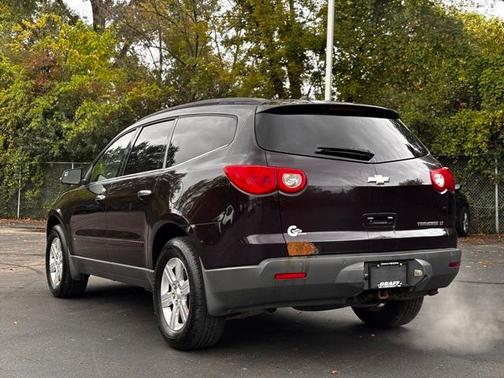 2010 Chevrolet Traverse LT