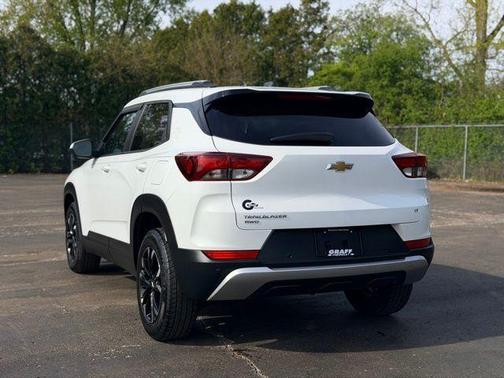 Summit White 2021 Chevrolet Trailblazer LT