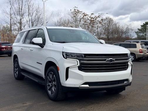 2023 Chevrolet Suburban LT