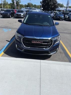 2023 GMC Terrain SLE