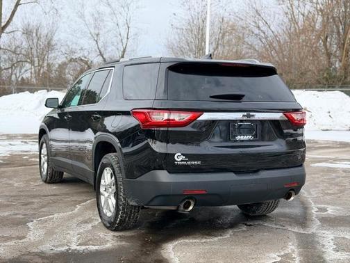 2018 Chevrolet Traverse LT Cloth