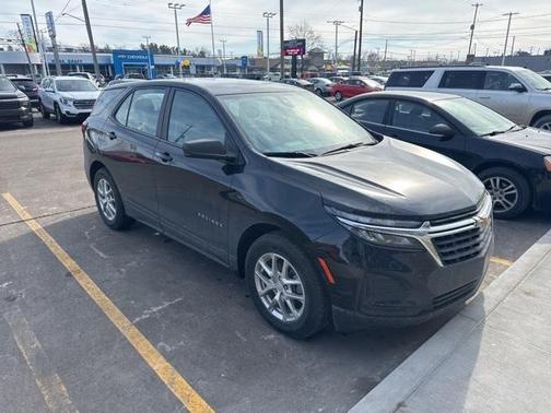 2022 Chevrolet Equinox LS