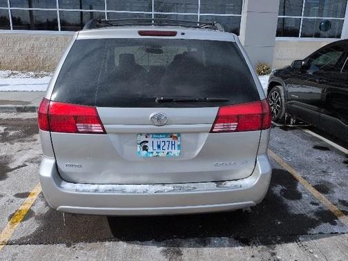2005 Toyota Sienna CE