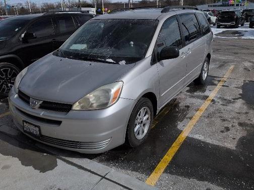 2005 Toyota Sienna CE