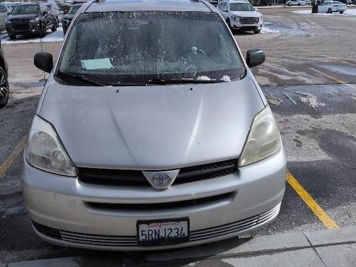 2005 Toyota Sienna CE