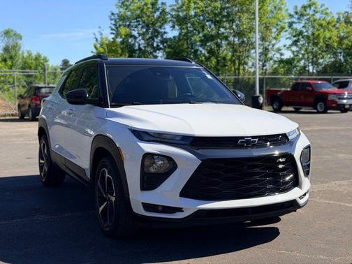 Summit White 2023 Chevrolet Trailblazer RS