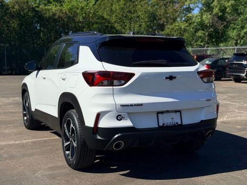 Summit White 2023 Chevrolet Trailblazer RS