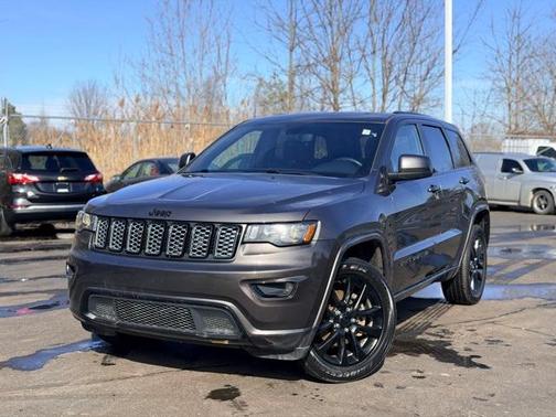 2020 Jeep Grand Cherokee Altitude
