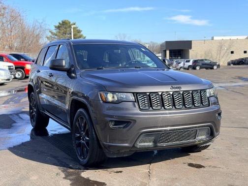 2020 Jeep Grand Cherokee Altitude