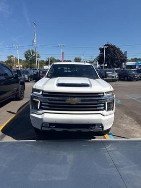 2022 Chevrolet Silverado 2500 High Country