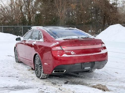 2016 Lincoln MKZ Base