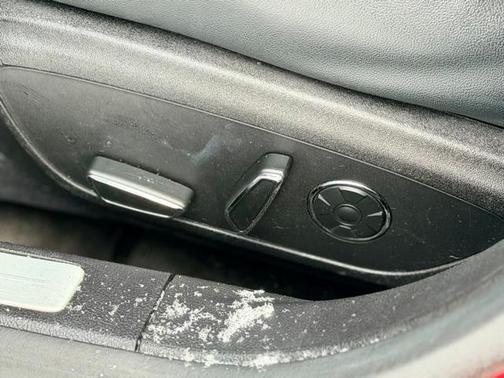 2016 Lincoln MKZ Base