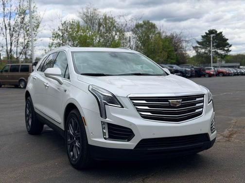 Crystal White Tri-Coat 2019 Cadillac XT5 Premium Luxury