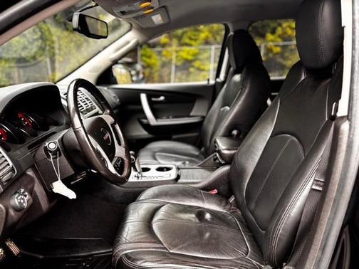 2011 GMC Acadia SLT-1