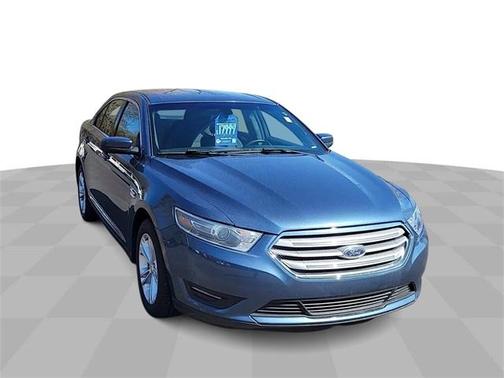 2018 Ford Taurus SEL
