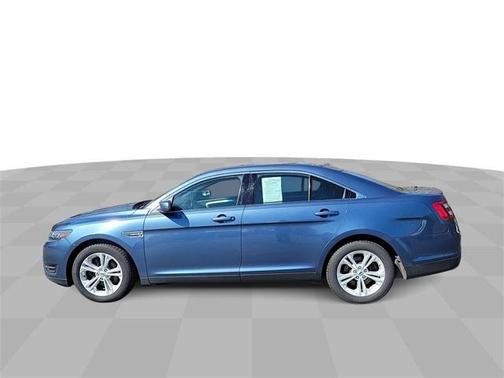 2018 Ford Taurus SEL