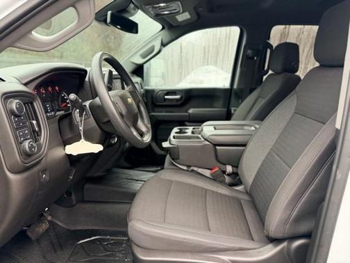 2025 Chevrolet Silverado 2500 Custom