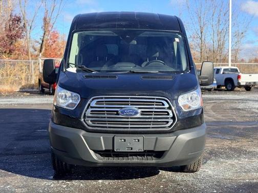 2017 Ford Transit-350 XLT