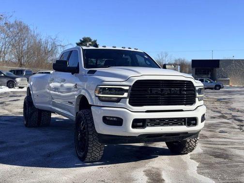 2022 RAM 3500 Laramie