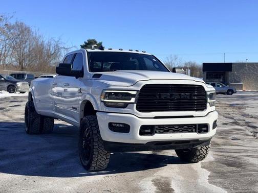 2022 RAM 3500 Laramie