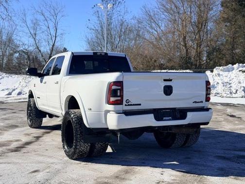 2022 RAM 3500 Laramie