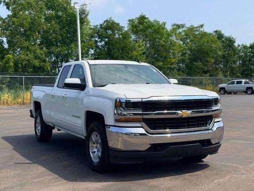 Summit White 2019 Chevrolet Silverado 1500 LD LT