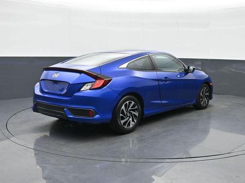 2016 Honda Civic LX-P