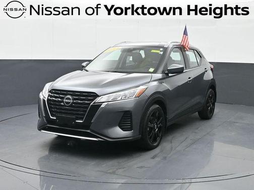 Gun Metallic 2023 Nissan Kicks SV