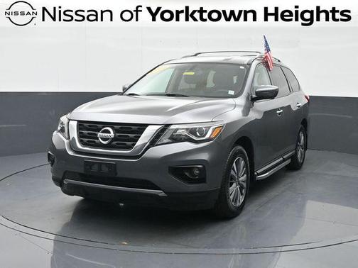 Gun Metallic 2020 Nissan Pathfinder SL 4WD