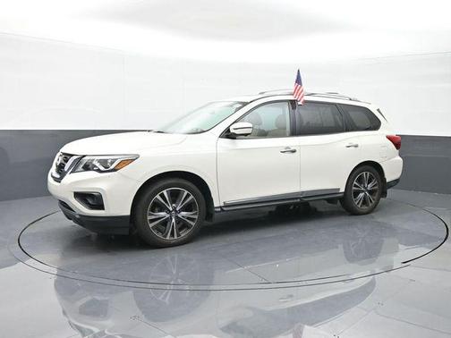 2019 Nissan Pathfinder Platinum