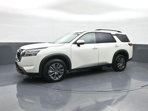 2024 Nissan Pathfinder SV 4WD