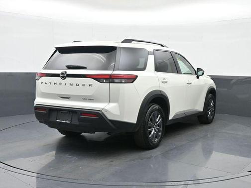 2024 Nissan Pathfinder SV 4WD