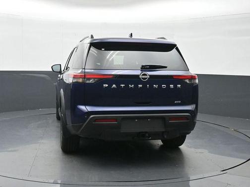 2025 Nissan Pathfinder SV 4WD