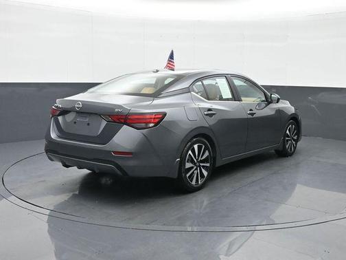 Gun Metallic 2024 Nissan Sentra SV
