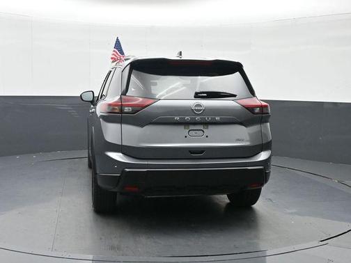 Gun Metallic 2026 Nissan Rogue SV