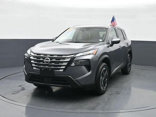 Gun Metallic 2026 Nissan Rogue SV