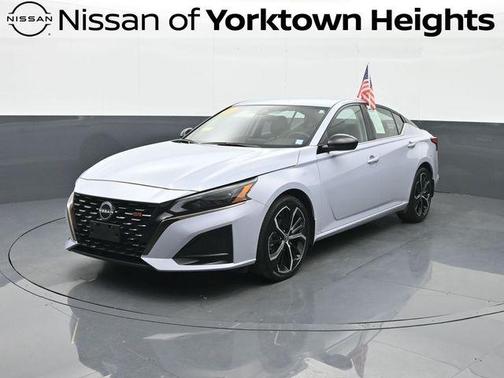 2023 Nissan Altima SR FWD