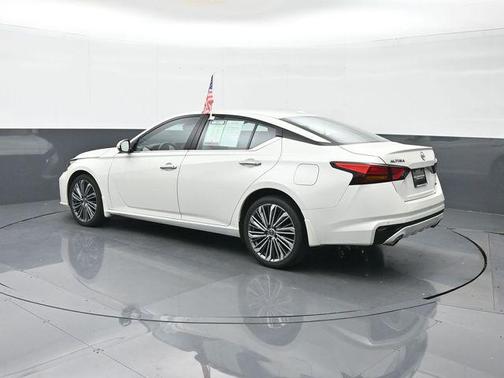 2024 Nissan Altima 2.5 SL