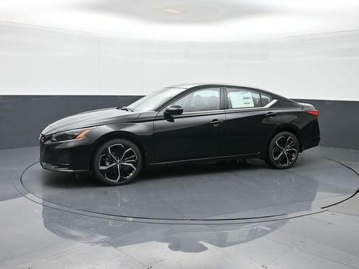 2025 Nissan Altima SR AWD