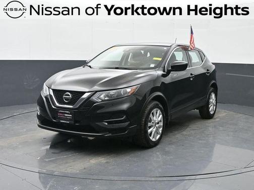 2022 Nissan Rogue Sport S
