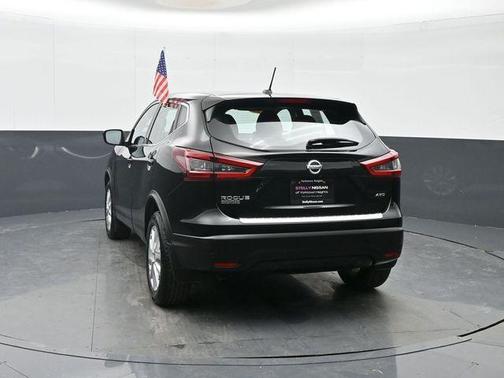 2022 Nissan Rogue Sport S