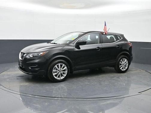 2022 Nissan Rogue Sport S