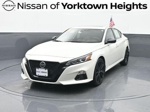 2022 Nissan Altima SR Intelligent AWD
